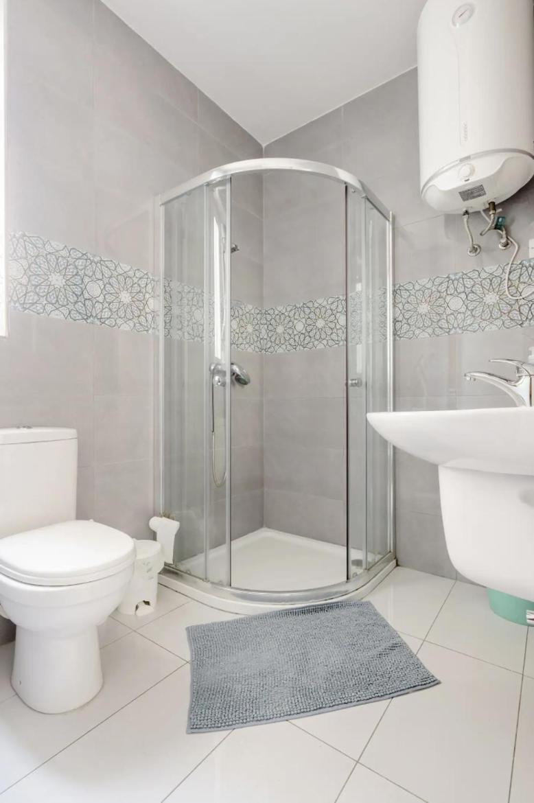 F12 Room 1, Private Room Two Single Beds Shared Bathroom In Shared Flat Msida Zewnętrze zdjęcie